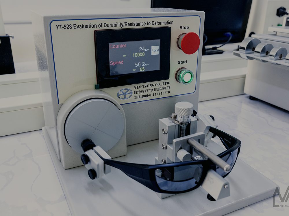 Durability and deformation tester